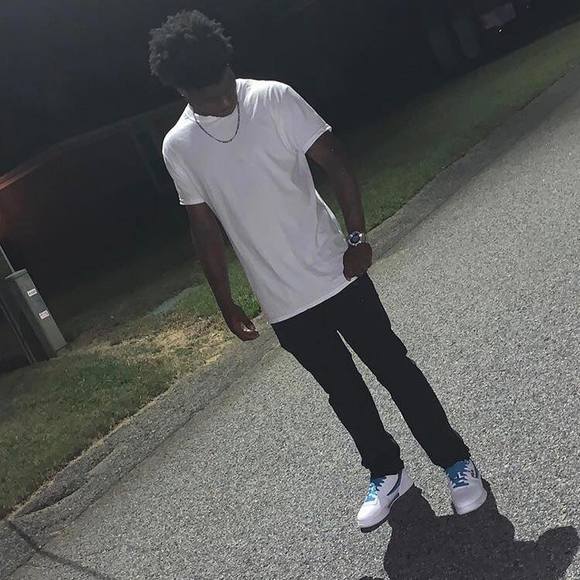 Meet your Posher, Roderick - Picture 1 of 1